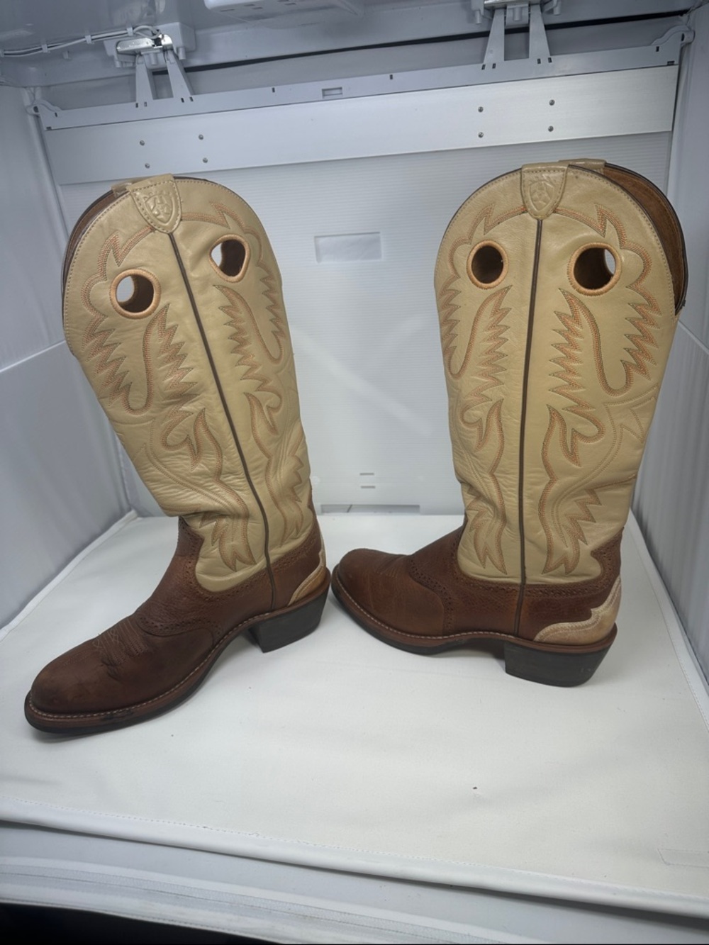 Ariat Boots Size 9.5D - Picture 5 of 8